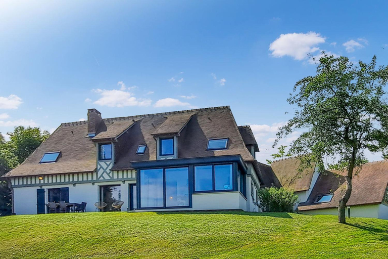 Villa Biloba - sea view and beach access 10 People, Calvados