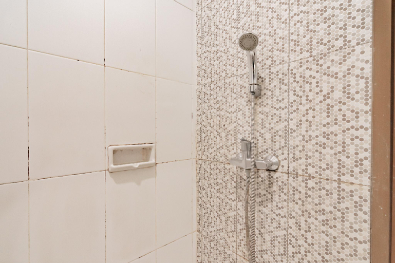 Bathroom 6