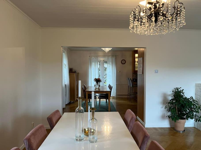 Others 3, Grand villa with great location!, Göteborg