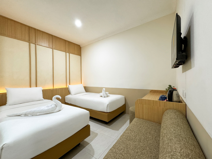 Bedroom 13