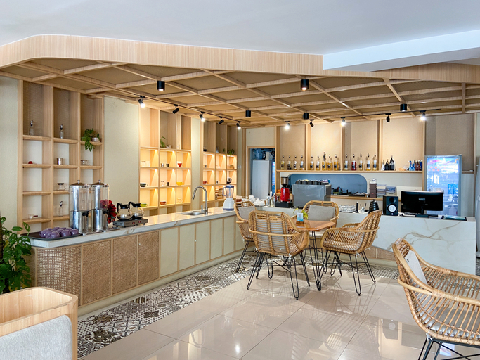Food & Drinks 4, Masri Living by Daphna Management, Sleman