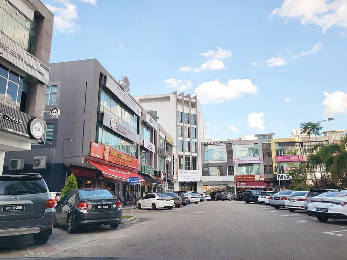 Others 2, Walking Distance to Mt Austin - New Renovated, Johor Bahru