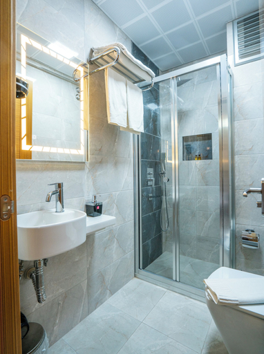 Bathroom 5, GRAND REİS HOTEL, Fatih