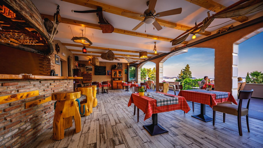 Food & Drinks 2, Boutique B&B Villa Carmen, Župa Dubrovačka