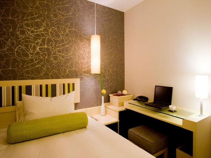 Bedroom 15