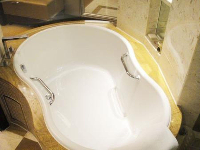 Bathroom, Shenyang Royal Wan Xin Hotel, Shenyang