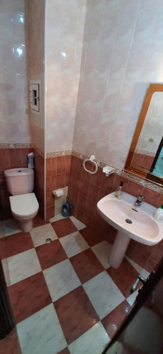 Bathroom 3, Apartment Oumnia 1 - City Center, Tanger-Assilah
