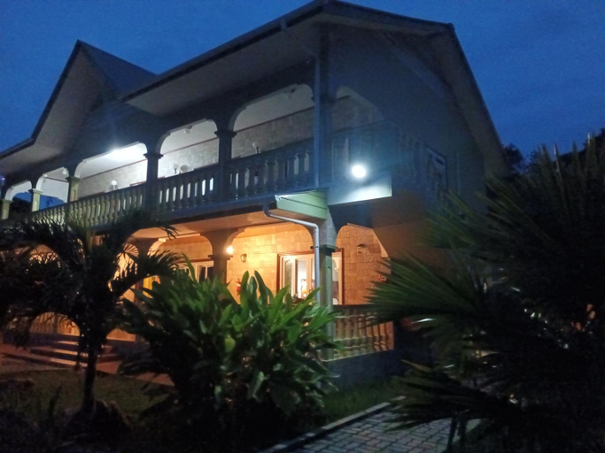 Others 5, Bethel's Villas