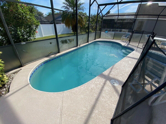 Sport & Beauty 4, Plenty of Sunshine, Southern Dunes Pool Home, Polk