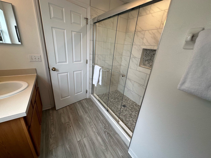 Bathroom 4, Beautiful 3 Bedroom Pool Villa in Southern Dunes, Polk