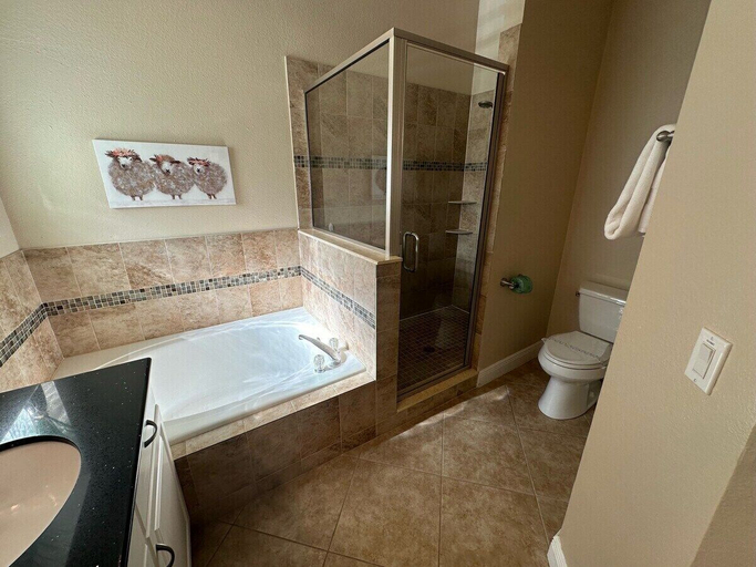 Bathroom 3, 8th Fairway, Private Pool Villa, Southern Dunes, Polk