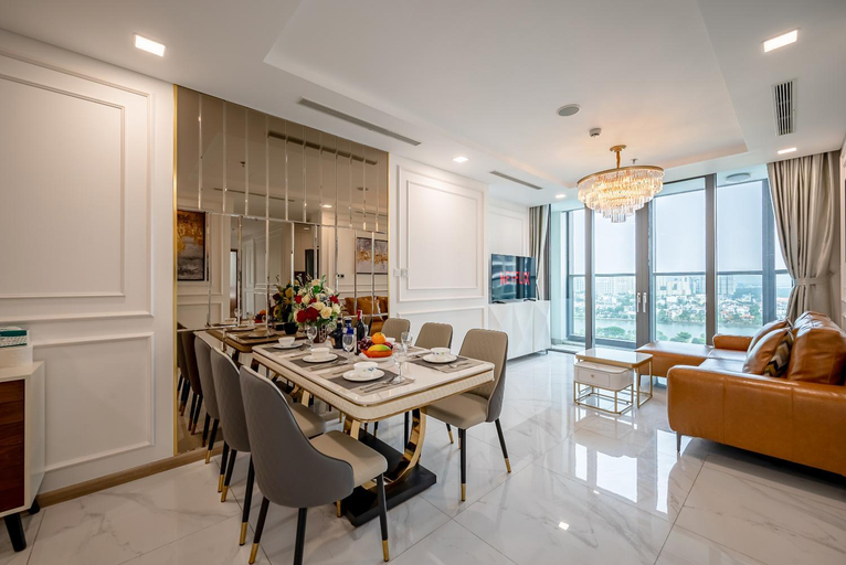 Dining Room 15