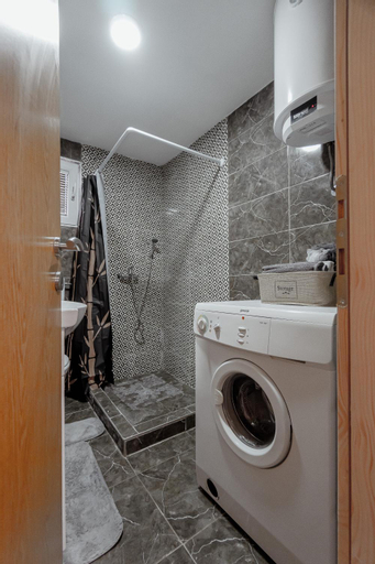 Others 2, Apartman Biser, Istočno Sarajevo