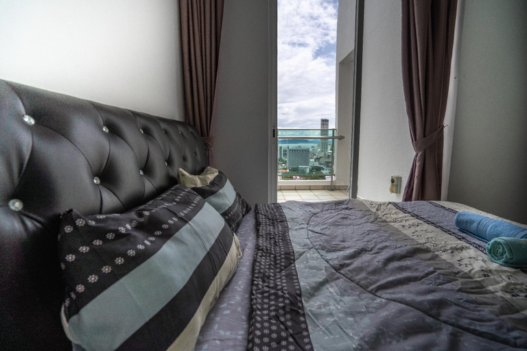 Bedroom 2, Single Seaview Condo @ Gurney ;Georgetown , Pulau Penang