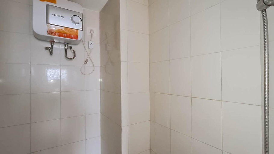 Bathroom 12