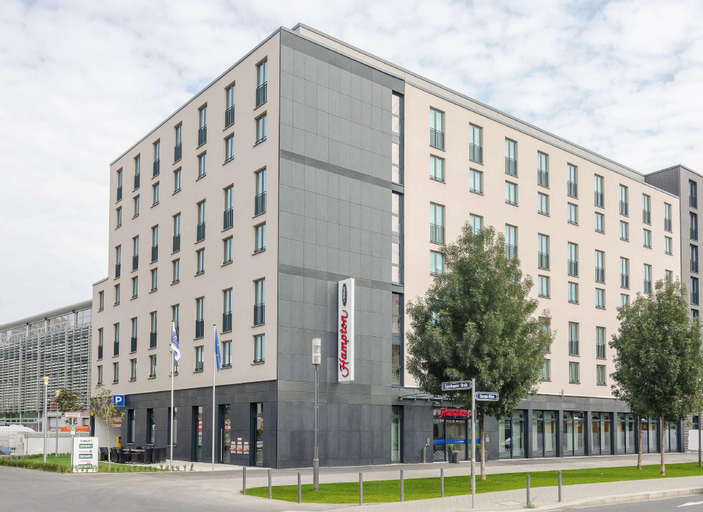 Exterior 12