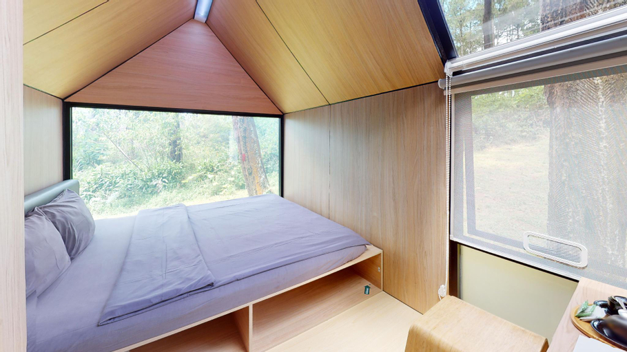 Bedroom 9