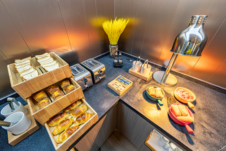 Food & Drinks 5, Hanting Hotel Tianjin Beichen Development Zone Gaoxin Avenue, Tianjin