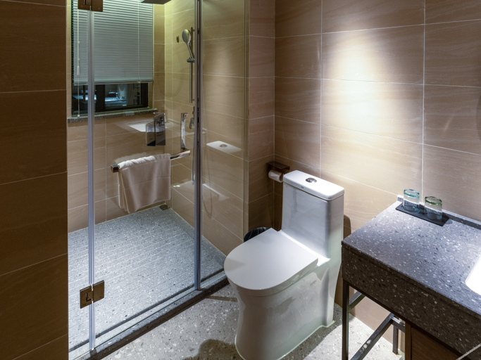 Bathroom 3, Borrman Hotel Hechi Fengshan, Hechi