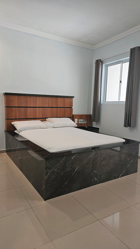 Bedroom 2, pousada ponta negra, Maués