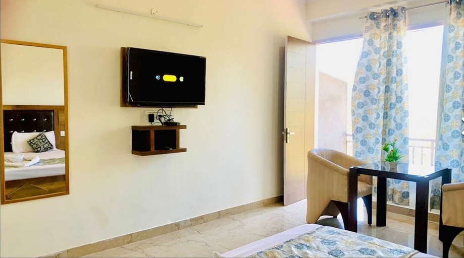 Bedroom 2, The Tribe Village, Solan