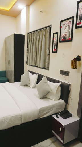 Bedroom 3, Hotel Sahara Residency, Nashik