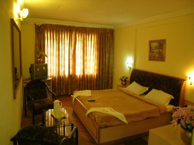 Bedroom 14