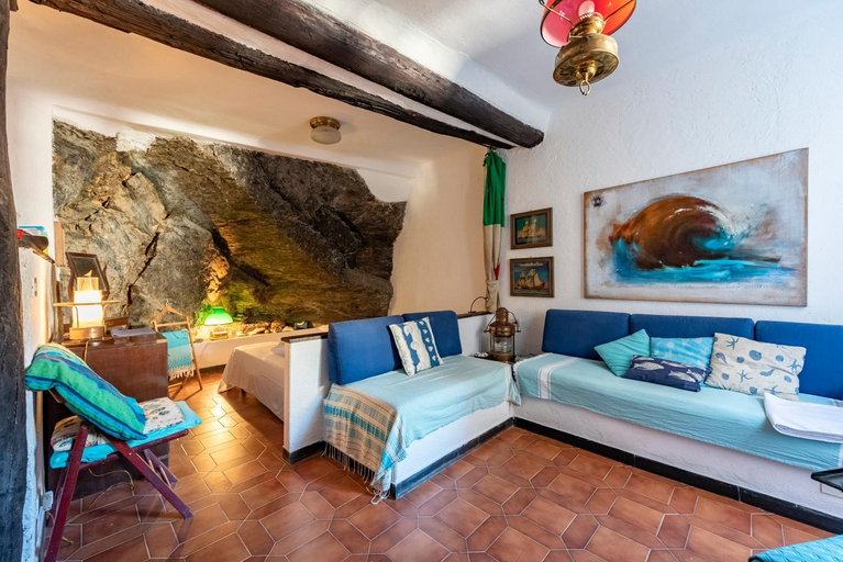 Bedroom 2, JOIVY Antica Roccia, La Spezia