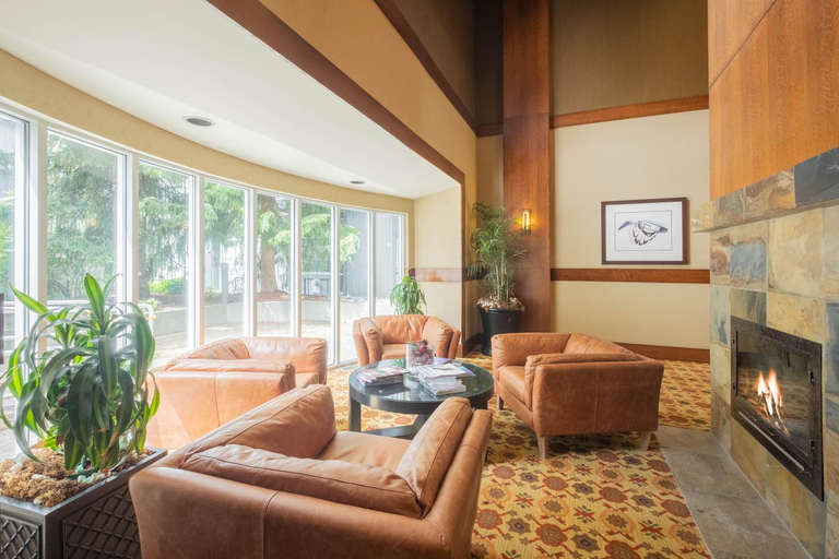 Public Area, Glacier Lodge by Whistler Accommodation, Squamish-Lillooet