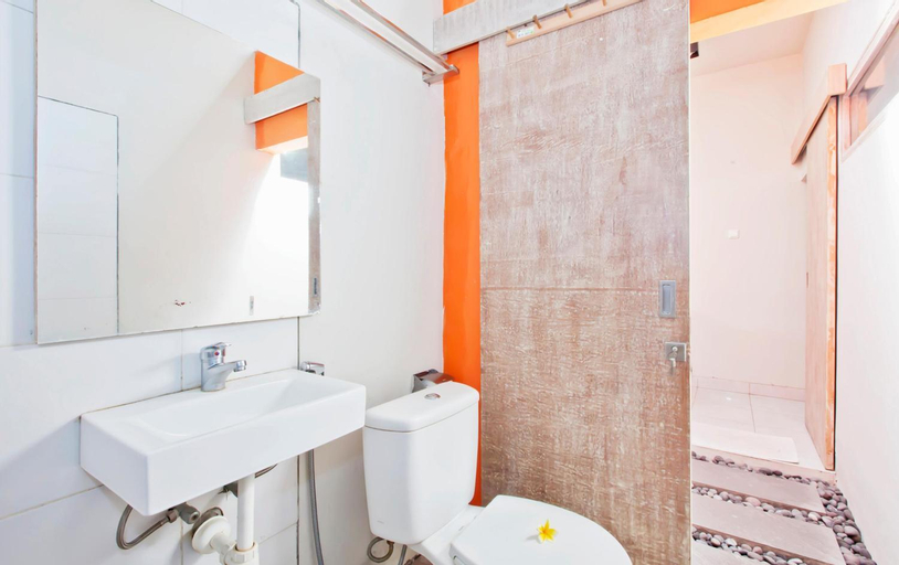 Bathroom 4