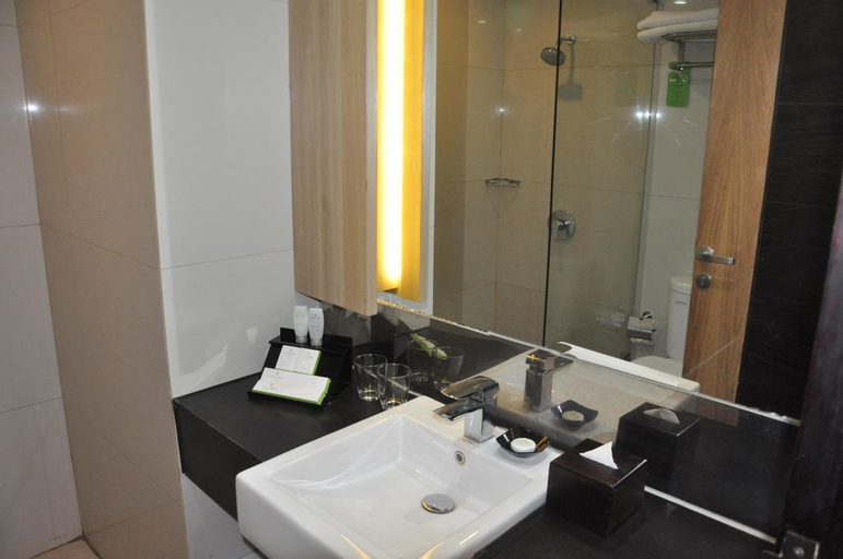 Bathroom 4