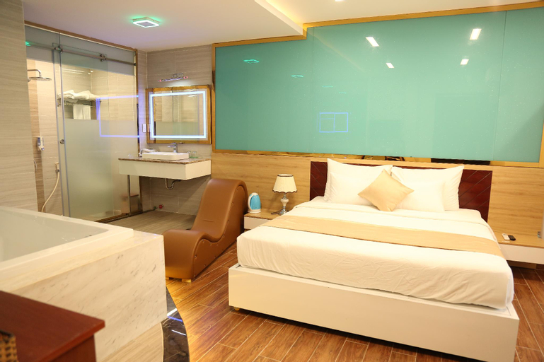 Bedroom 9