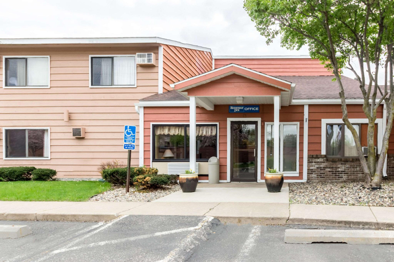 Exterior & Views, Rodeway Inn Red Wing, Goodhue
