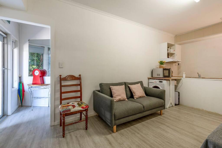 Others 5, Gawler Townhouse 1 Bedroom John Lennon Room, Adelaide
