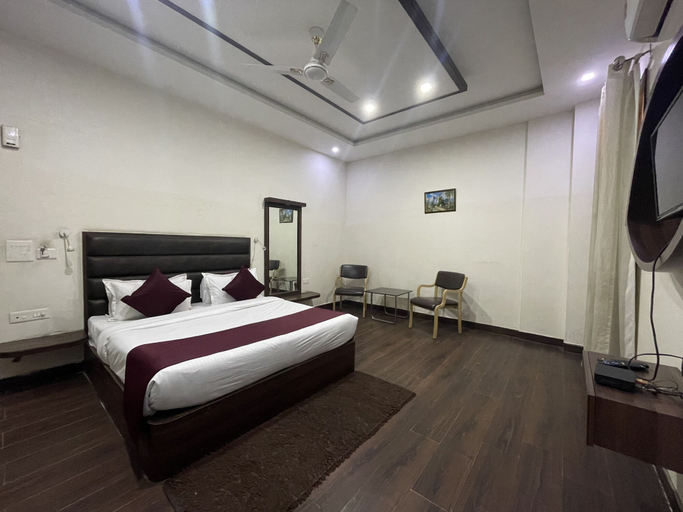 Bedroom 2, Hotel Opal Courtyard, Agra
