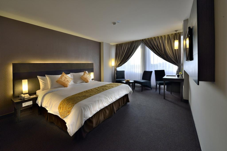 Bedroom 8