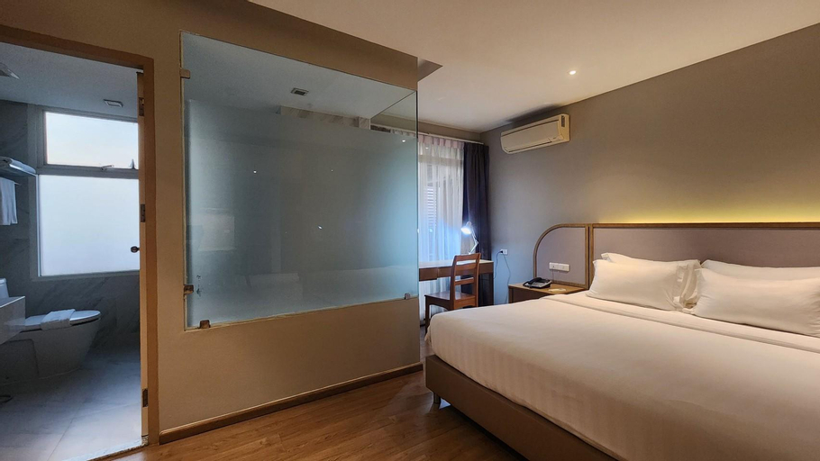 Bedroom 6