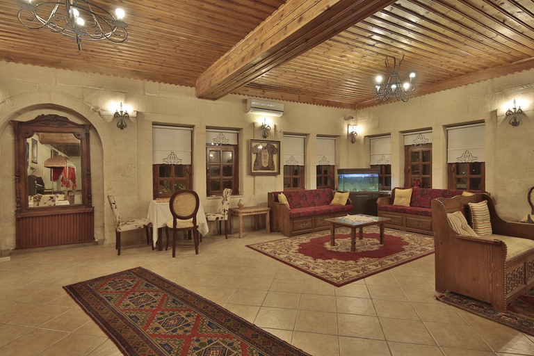 Public Area 3, Yusuf Yigitoglu Konagi, Ürgüp