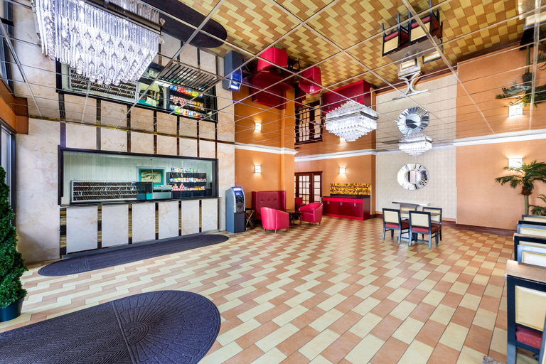 Public Area 2, Rodeway Inn Capri, Bergen