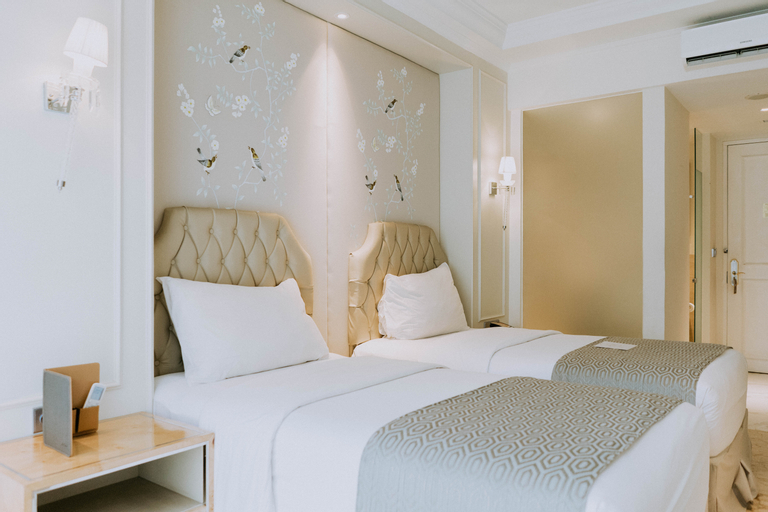 Bedroom 13
