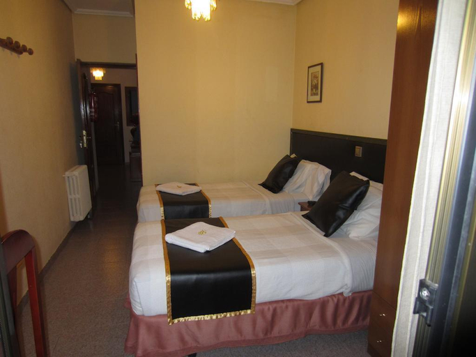 Bedroom 3, Hostal Chelo, Madrid