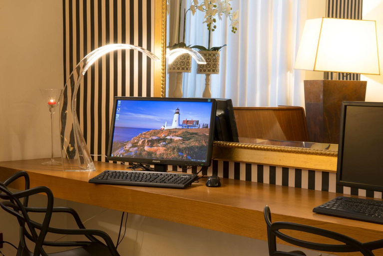 Public Area 3, De La Pace- Sure Hotel Collection by Best Western, Florence