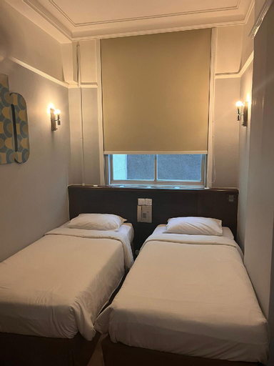 Bedroom 16