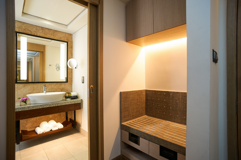 Bathroom 29