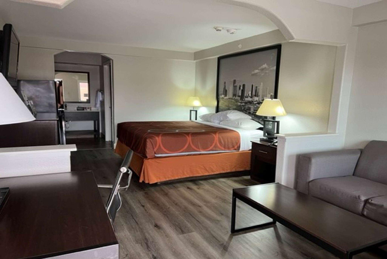 Bedroom 12