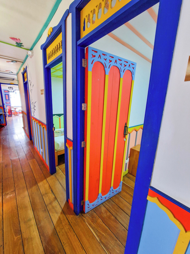 Others 4, Hostal Mythos, Filandia