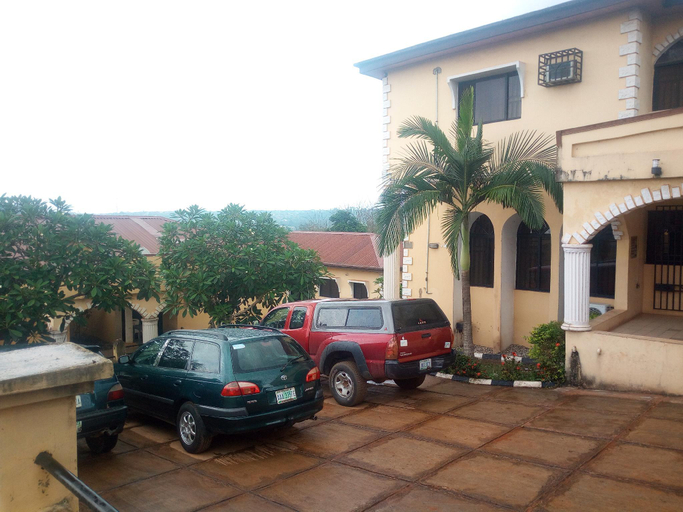 Others 3, Blue Banana Resorts, Obafemi-Owode