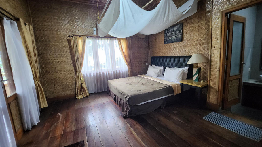 Bedroom 12