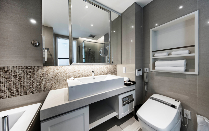 Bathroom 3
