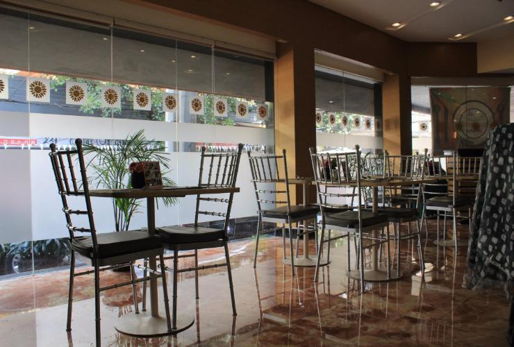 Food & Drinks, Palm Hotel Manila, Manila City